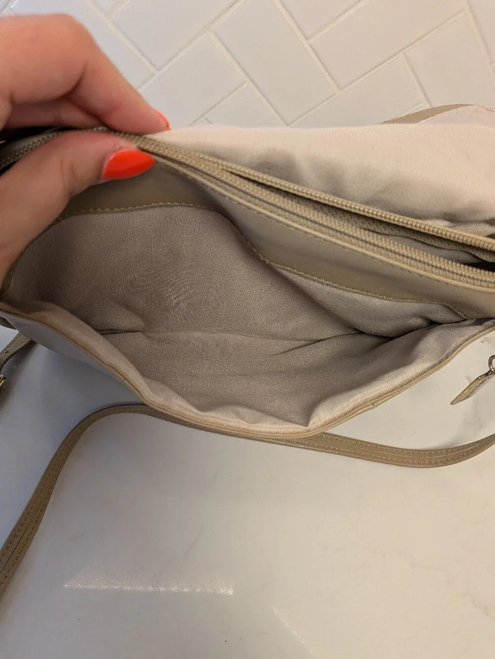 Vintage Leather Beacon Hill Taupe Crossbody Old Money Quiet Luxury